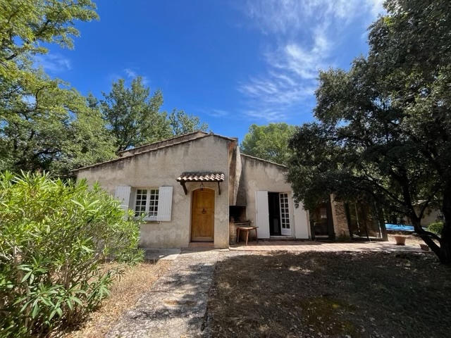 Maison - 206 m² - 5 pièces