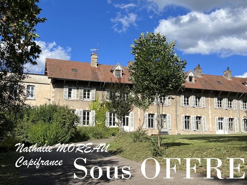 Maison de maîtres - 600 m² - 16 pièces