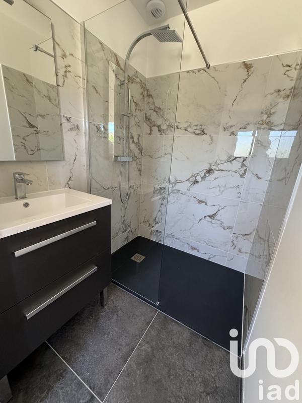 Maison - 99 m² - 5 pièces