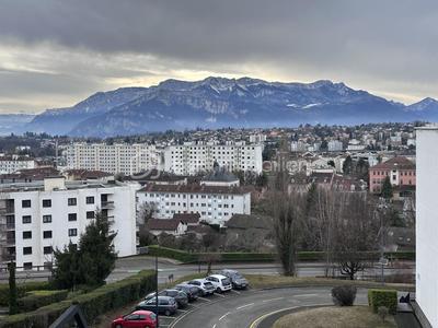 Appartement - 89 m² - 4 pièces
