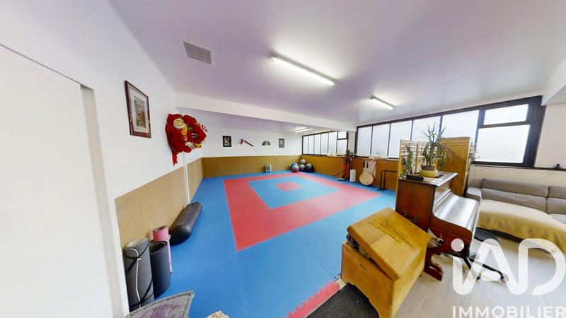 Maison - 310 m² - 10 pièces