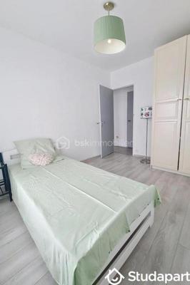 Chambre - 10 m² - 1 pièce