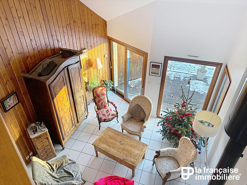 Maison - 161 m² - 8 pièces