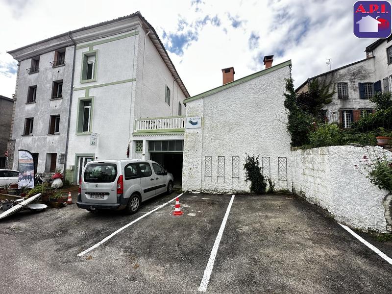 Maison - 143 m² - 5 pièces