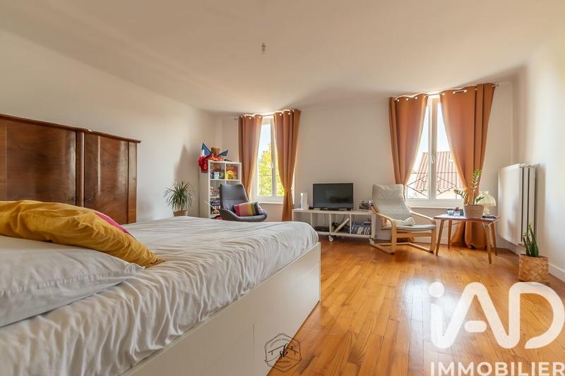 Maison de village - 208 m² - 7 pièces