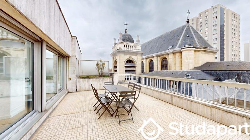 Chambre - 9 m² - 1 pièce