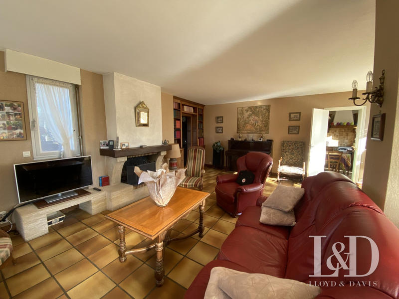 Maison - 155 m² - 8 pièces