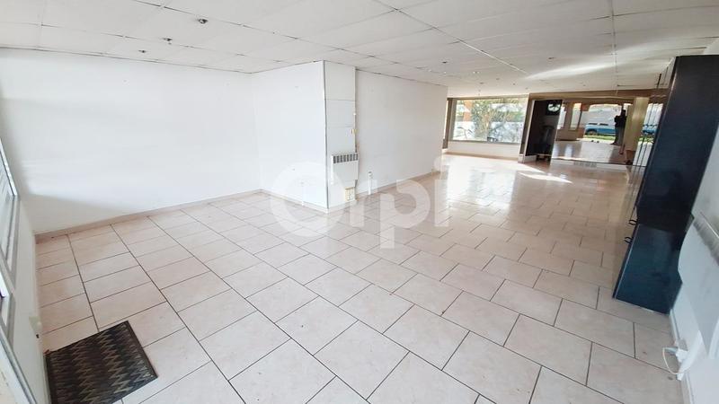 Local commercial - 67 m²