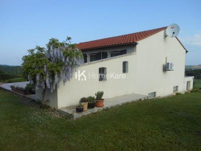 Maison - 160 m² - 6 pièces