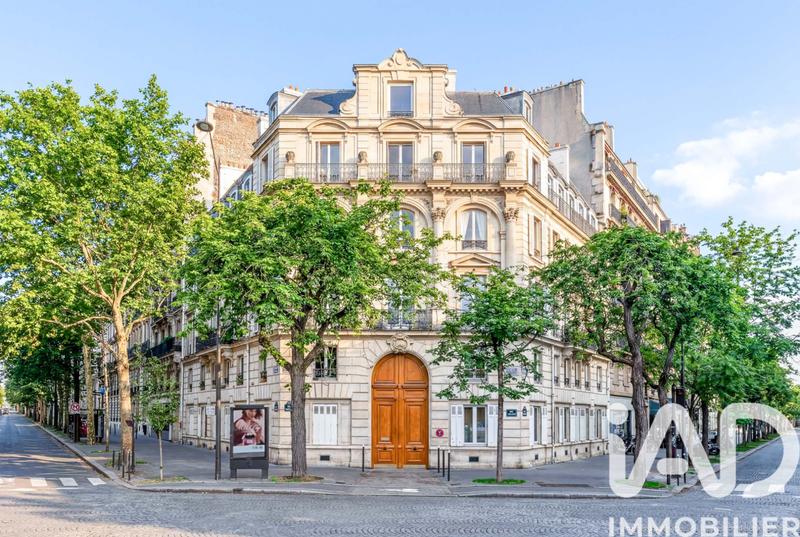 Appartement - 186 m² - 7 pièces