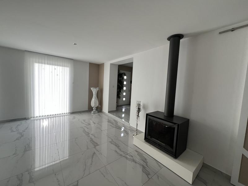 Maison - 149 m² - 7 pièces