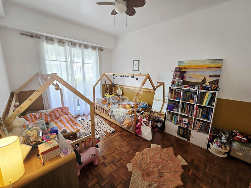 Appartement - 75 m² - 3 pièces