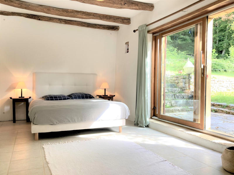 Maison - 326 m² - 13 pièces