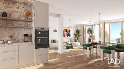 Appartement - 112 m² - 5 pièces