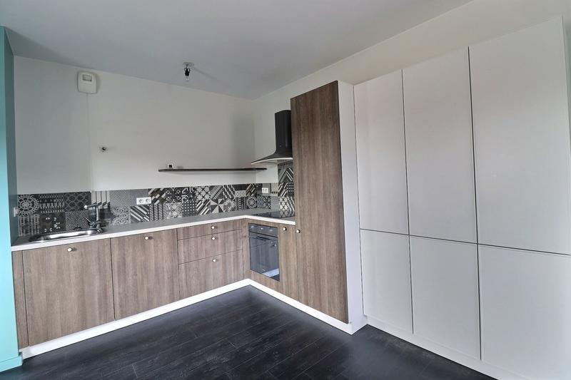 Appartement - 100 m² - 4 pièces