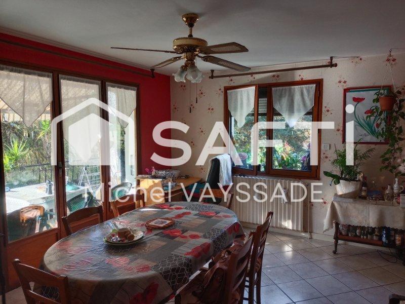 Maison - 165 m² - 6 pièces