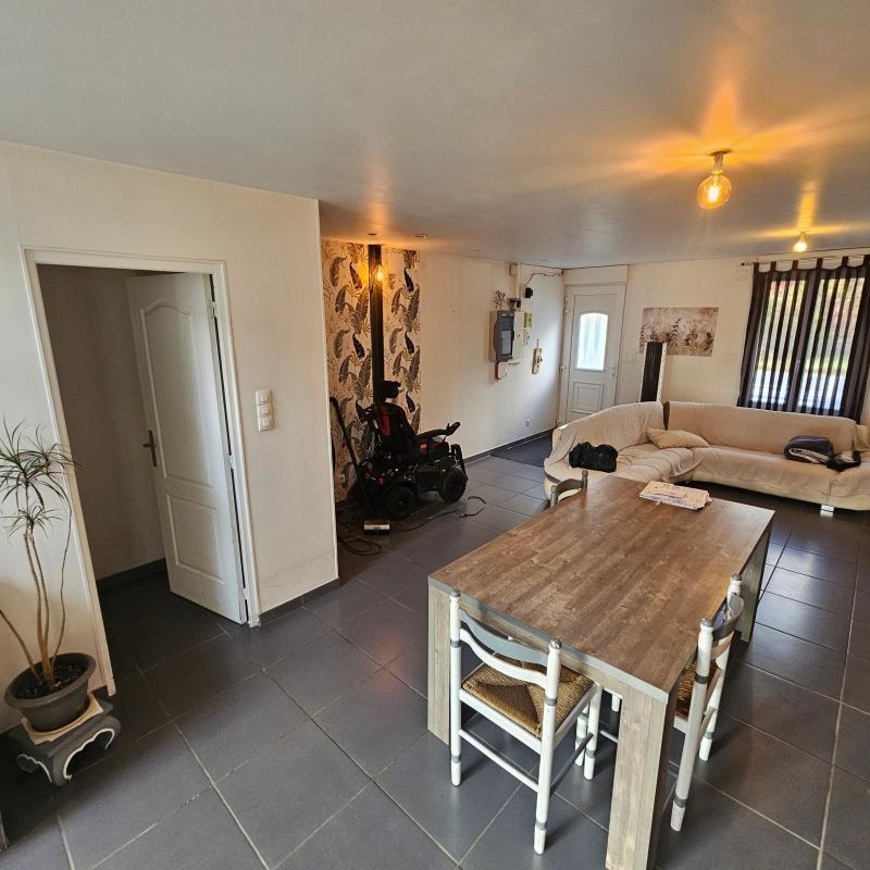 Maison - 102 m² - 4 pièces