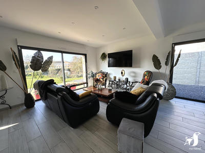 Maison - 151 m² - 5 pièces