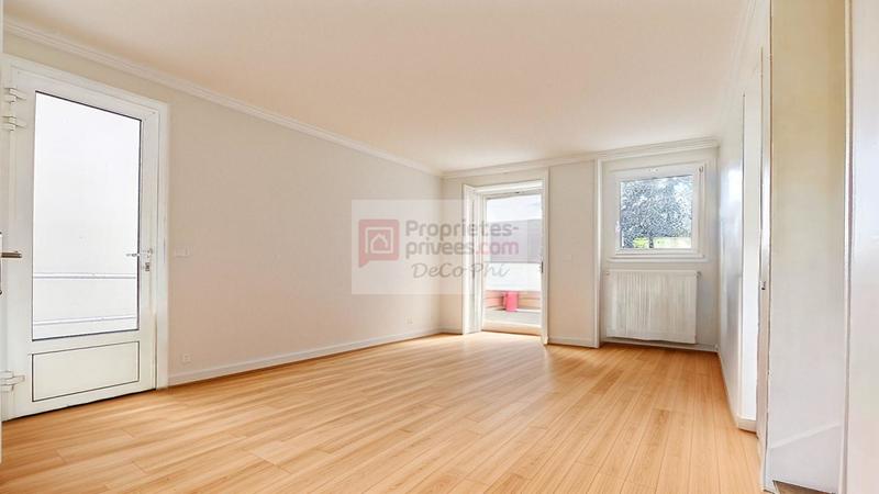 Maison - 185 m² - 7 pièces