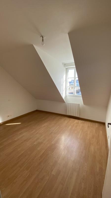 Maison - 92 m² - 6 pièces