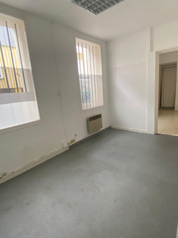 Local commercial - 53 m² - 2 pièces