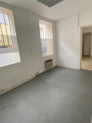 Local commercial - 53 m² - 2 pièces