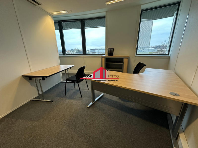 Bureau - 1 461 m²