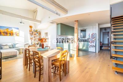 Appartement - 116 m² - 5 pièces