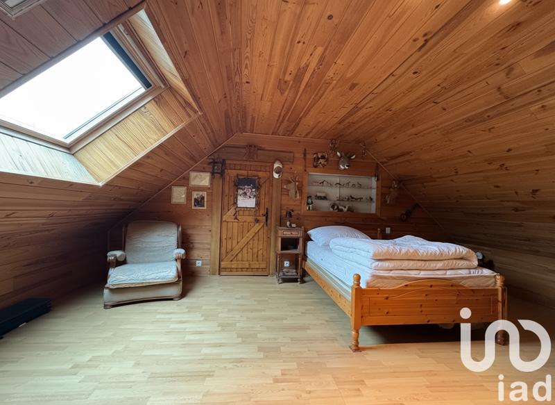 Maison - 260 m² - 7 pièces