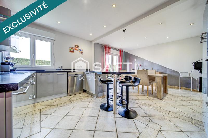 Maison - 111 m² - 5 pièces