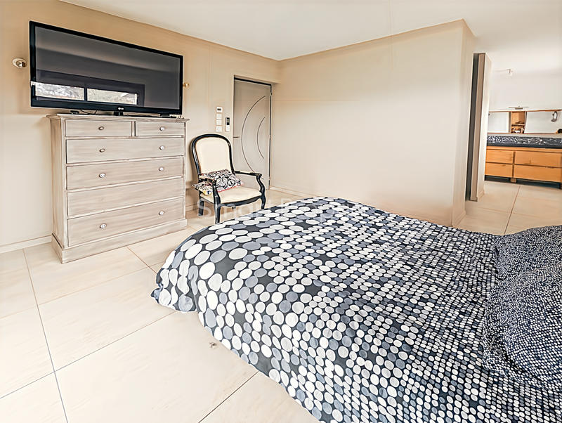 Villa - 165 m² - 6 pièces