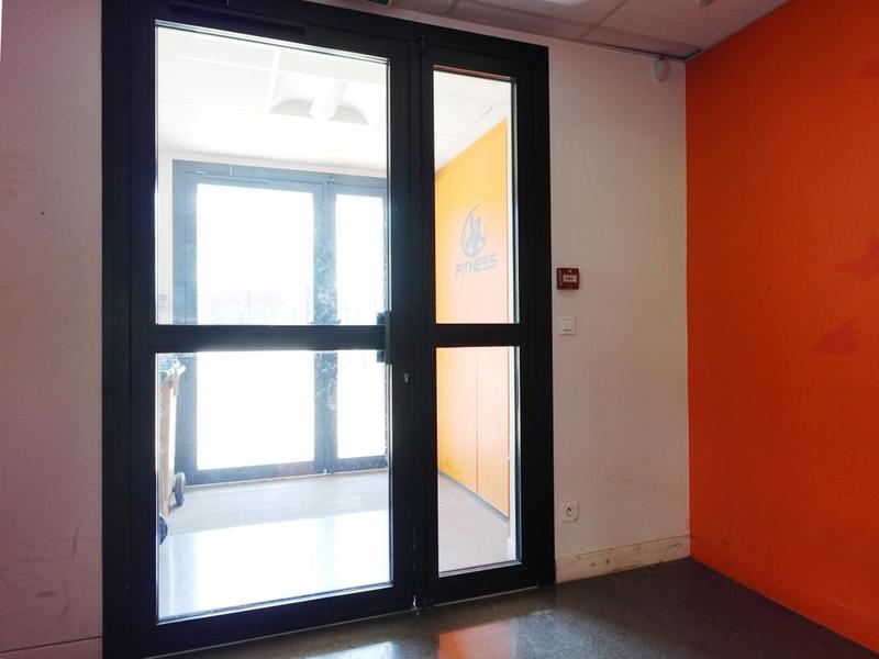 Local d'activité / Entrepôt - 460 m² - 4 pièces