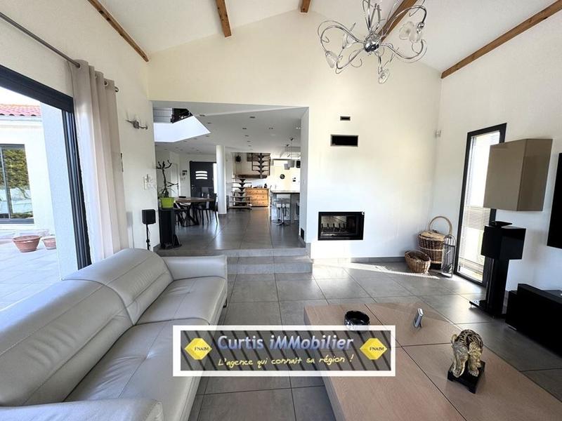 Maison - 145 m² - 6 pièces