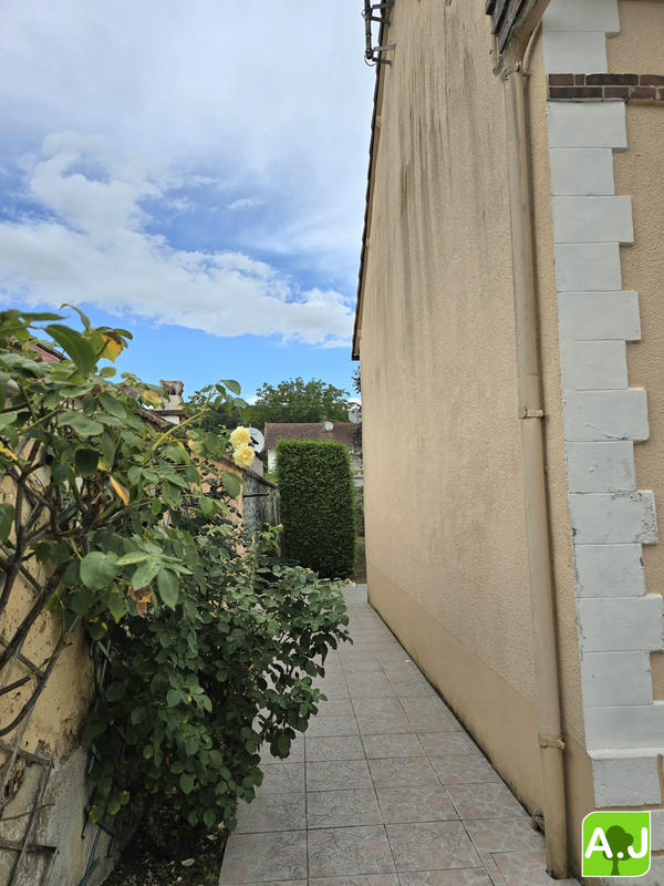 Maison - 84 m² - 4 pièces