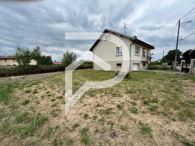 Maison - 121 m² - 4 pièces