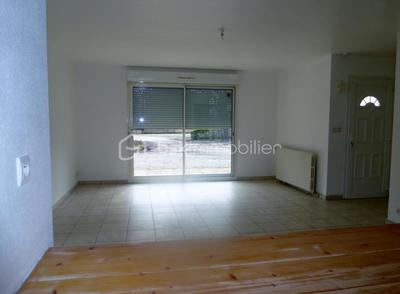 Corps de ferme - 370 m² - 6 pièces