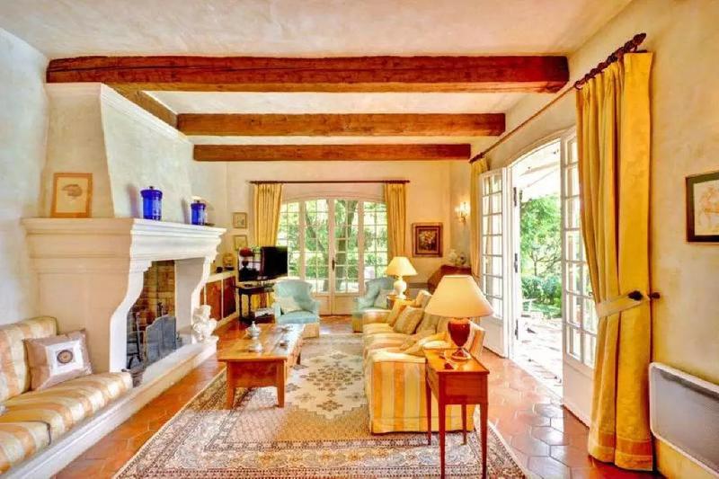 Villa - 350 m² - 8 pièces