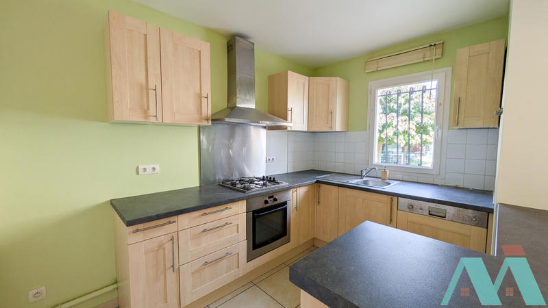 Maison - 102 m² - 4 pièces