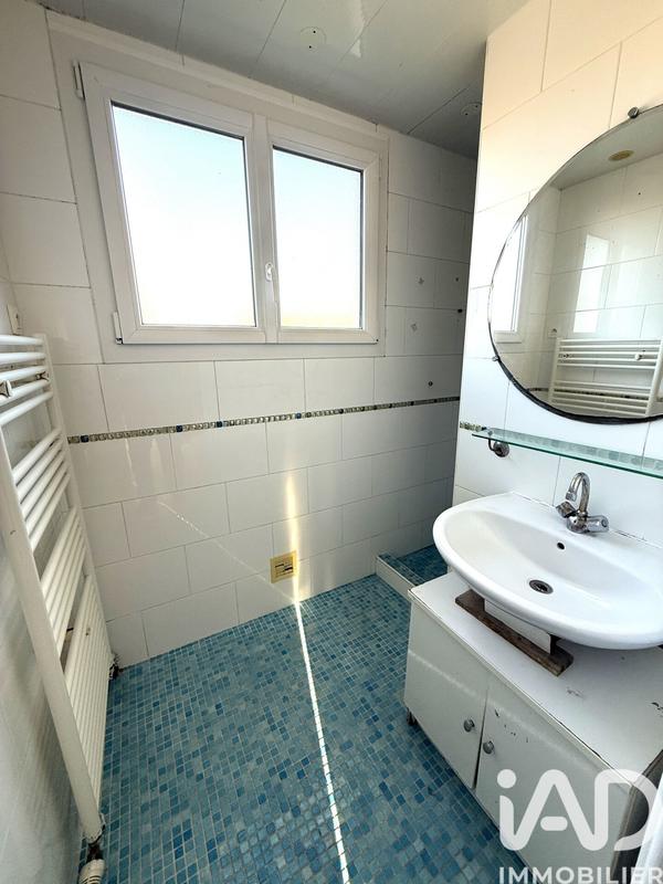 Maison - 90 m² - 5 pièces