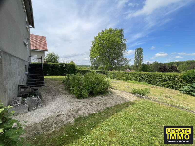 Maison - 137 m² - 8 pièces