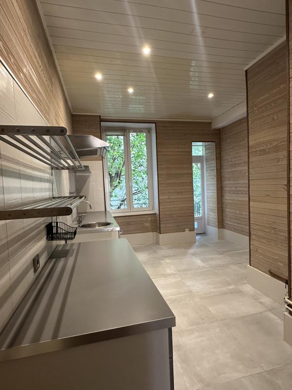 Appartement - 77 m² - 3 pièces