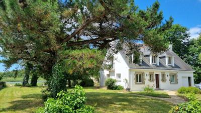 Maison - 142 m² - 6 pièces