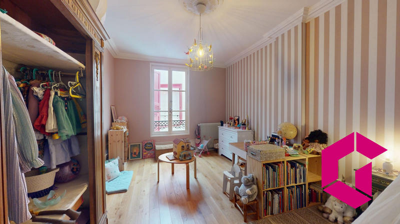 Appartement - 104 m² - 3 pièces