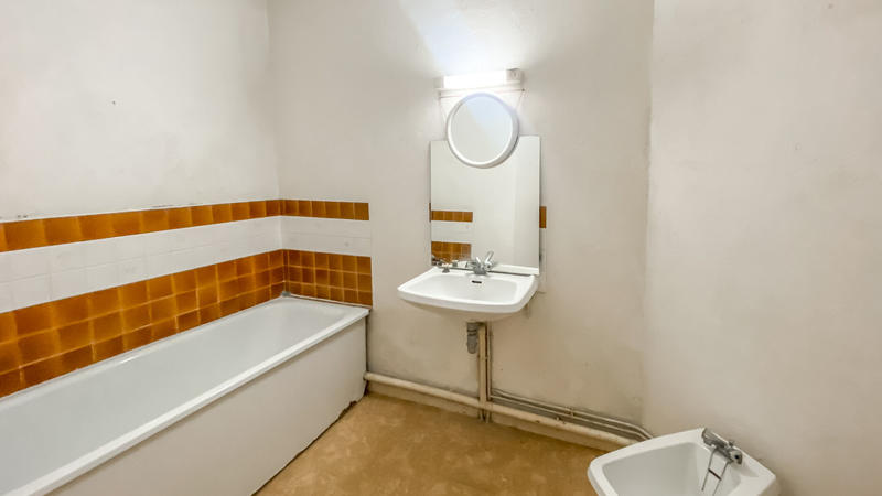 Appartement - 79 m² - 3 pièces