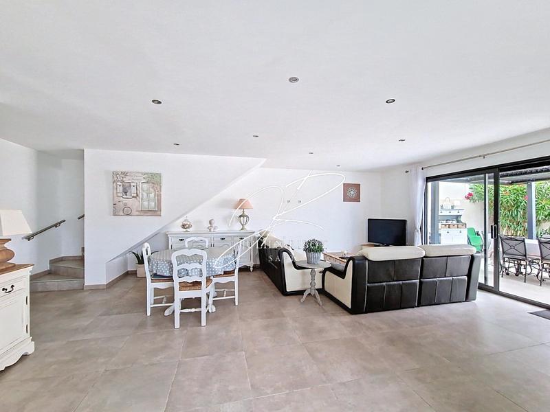 Maison - 107 m² - 4 pièces