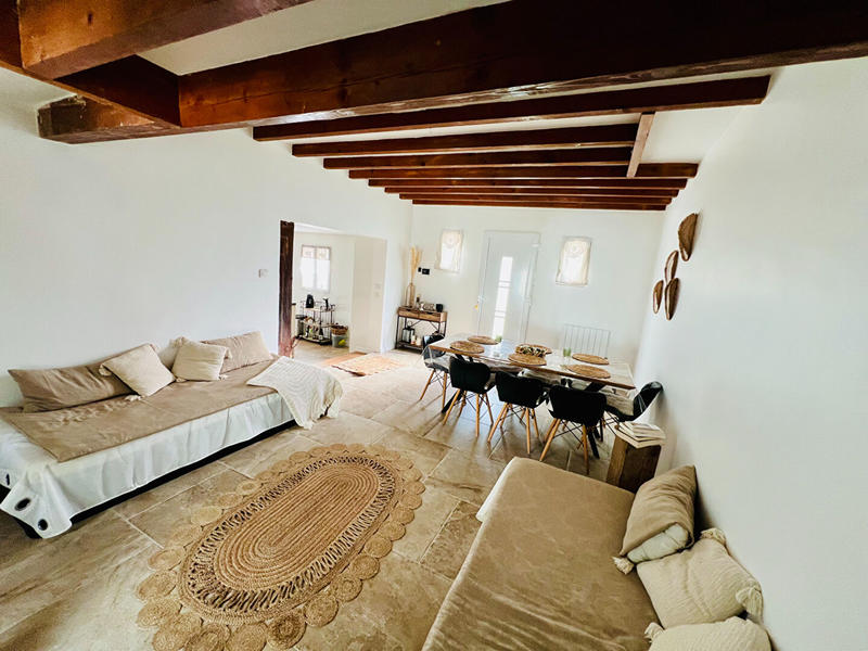 Maison - 196 m² - 8 pièces