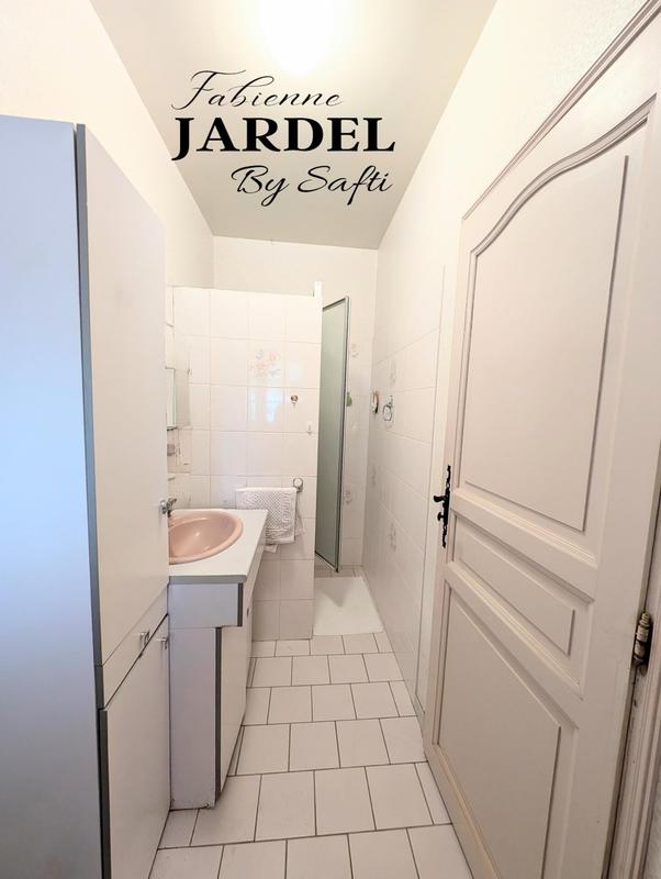 Maison - 174 m² - 5 pièces