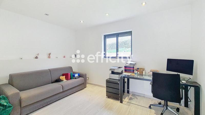 Maison - 166 m² - 4 pièces