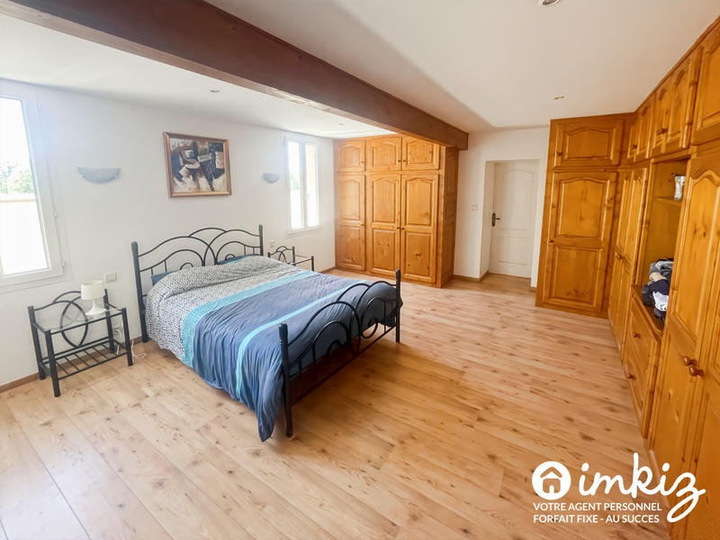 Maison - 193 m² - 8 pièces