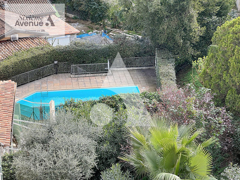 Appartement - 192 m² - 4 pièces